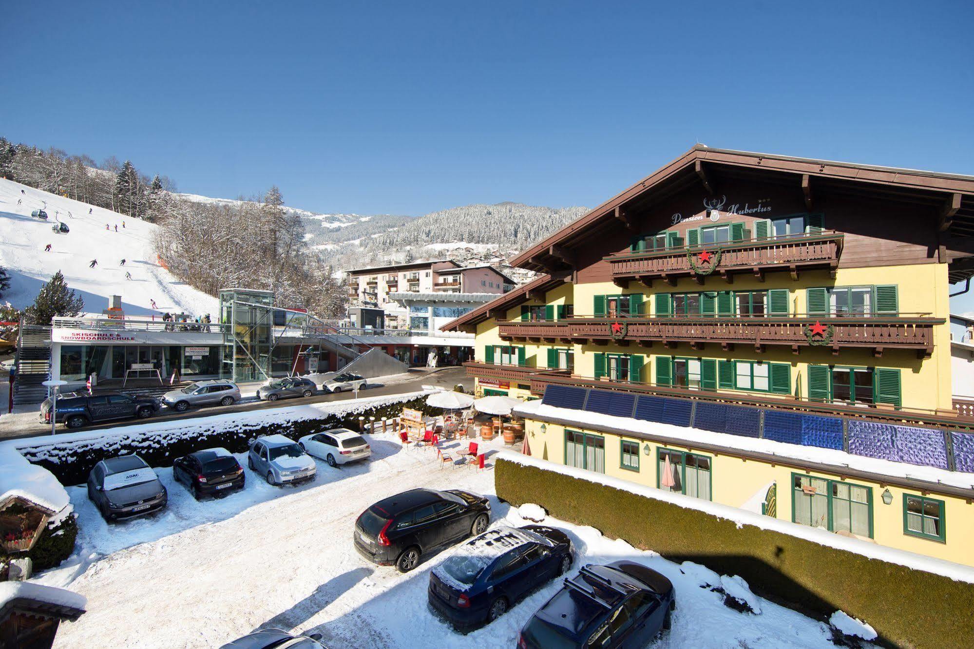 Hotel Pension Hubertus Zell am See Exterior foto